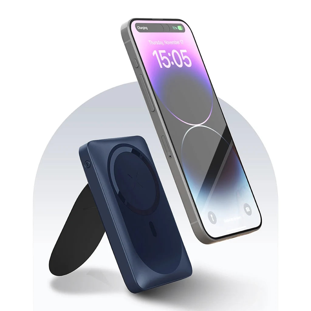 10,000 mAh Kickstand Power Bank