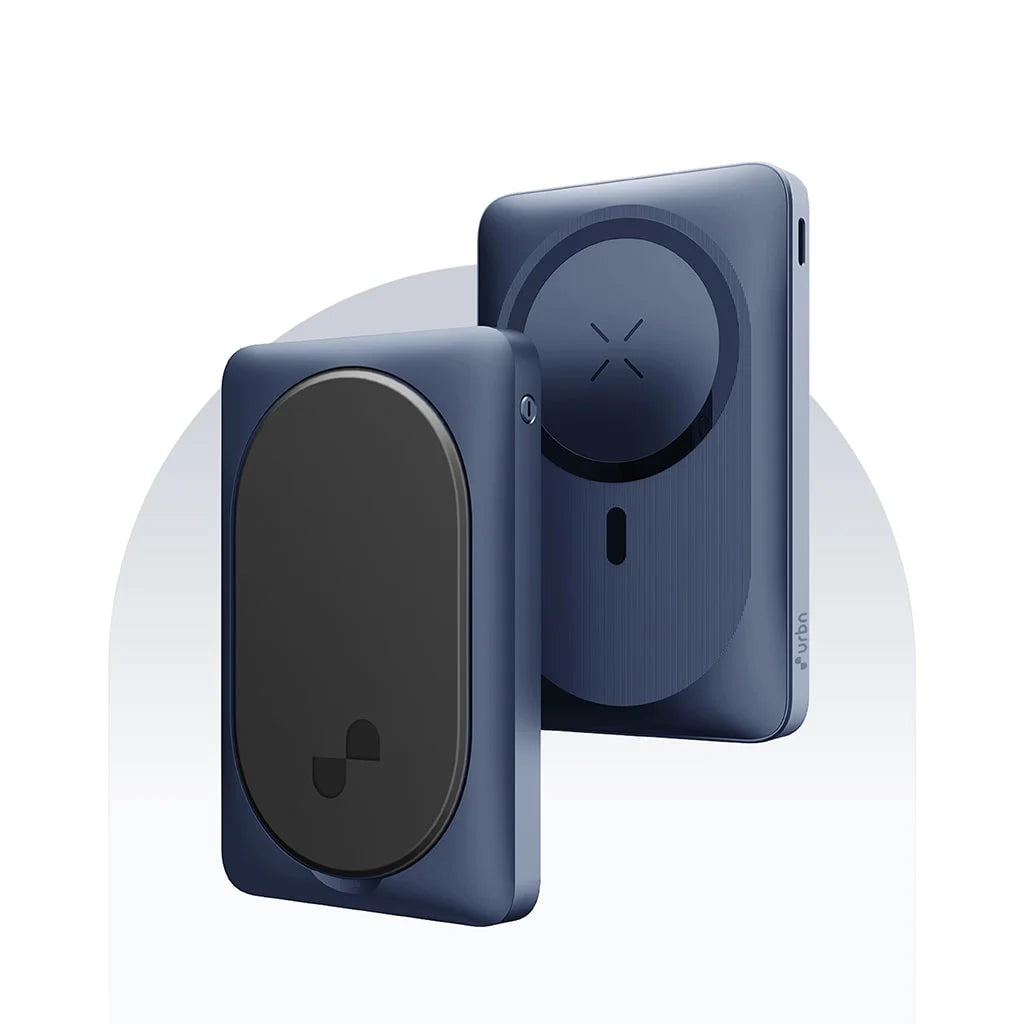 10,000 mAh Kickstand Power Bank